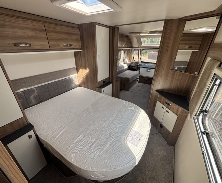 Swift Aventura SM4SB 2022