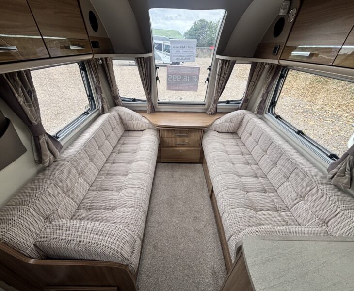 Bailey Unicorn Cadiz 2017