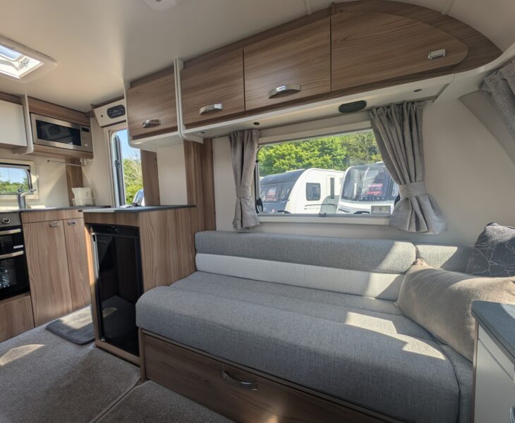 Swift Finesse 400 2022