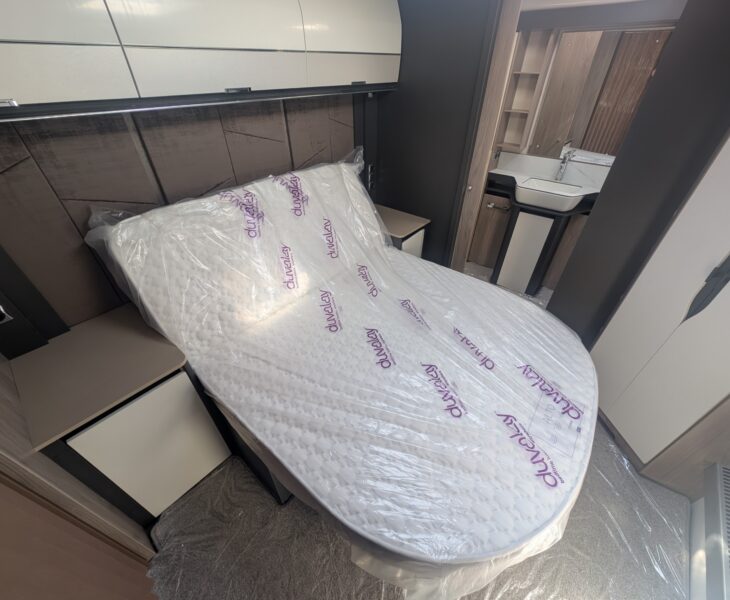 SWIFT ELEGANCE GRANDE 845 2025