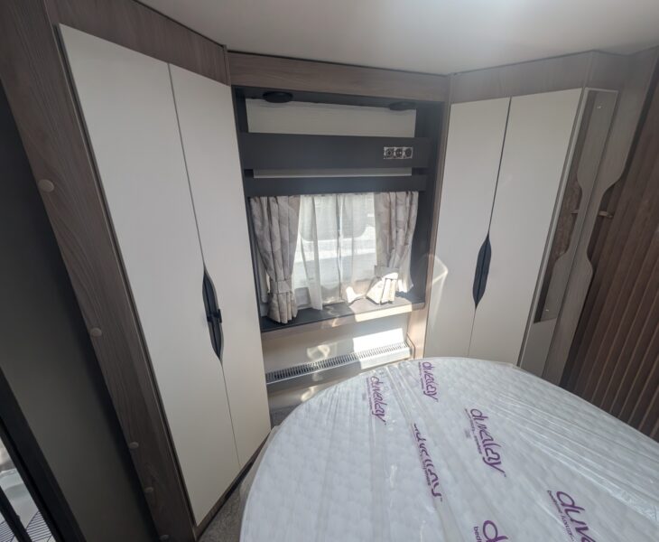 SWIFT ELEGANCE GRANDE 845 2025