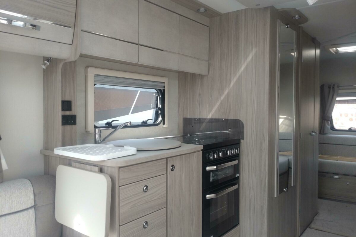 Elddis Sherwood 585 Interior