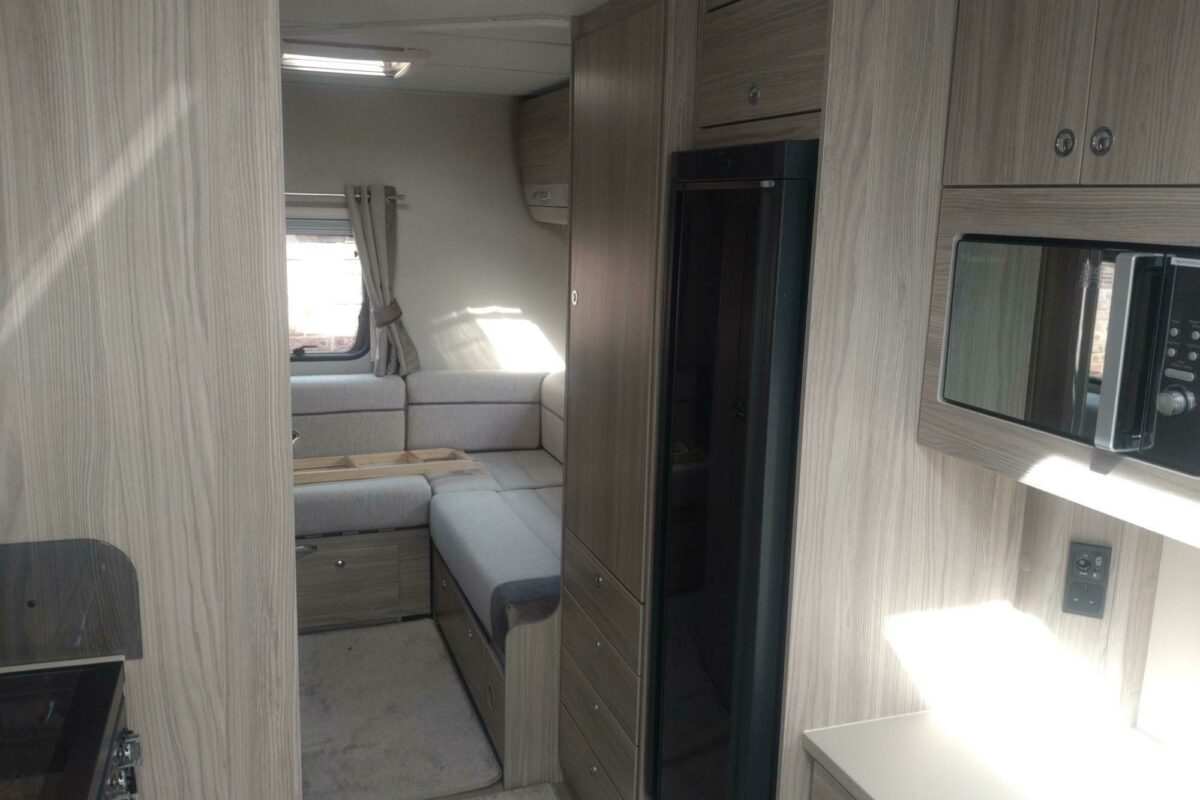 Elddis Sherwood 585 Interior