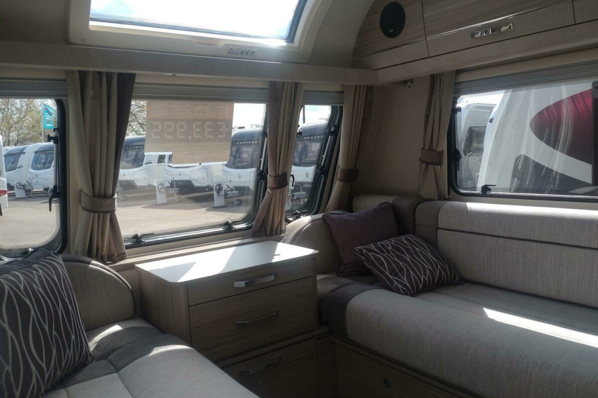 Elddis Sherwood 868 Interior