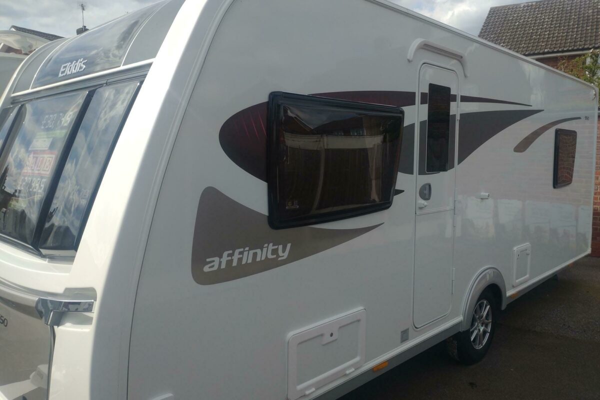 Elddis Affinity 550 Nearside