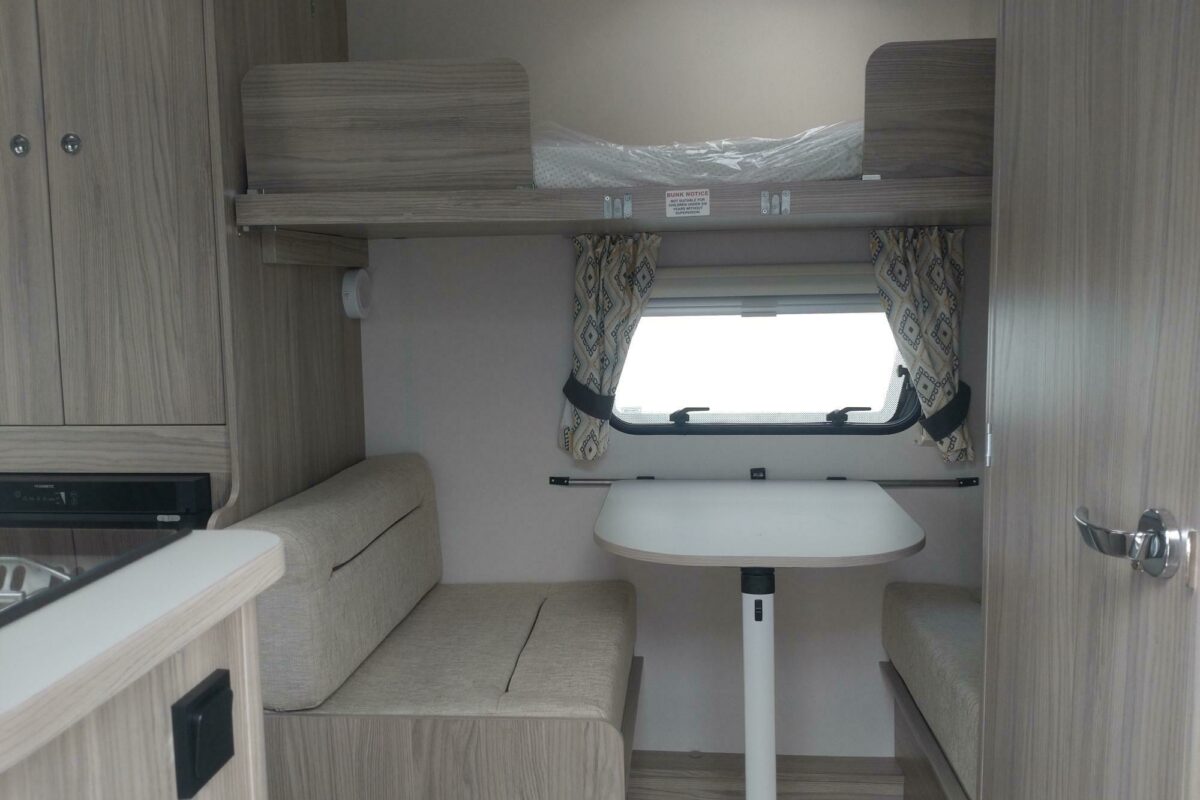 Elddis Xplore 304 Interior