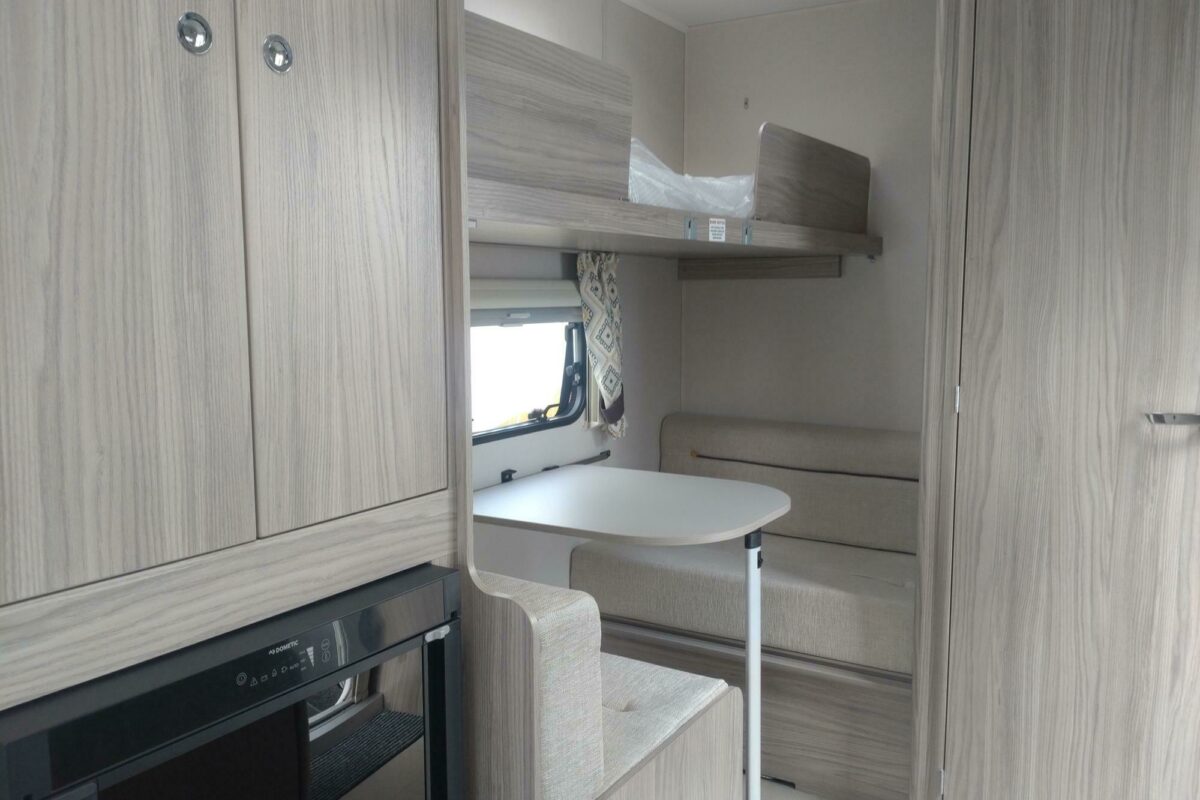 Elddis Xplore 304 Interior