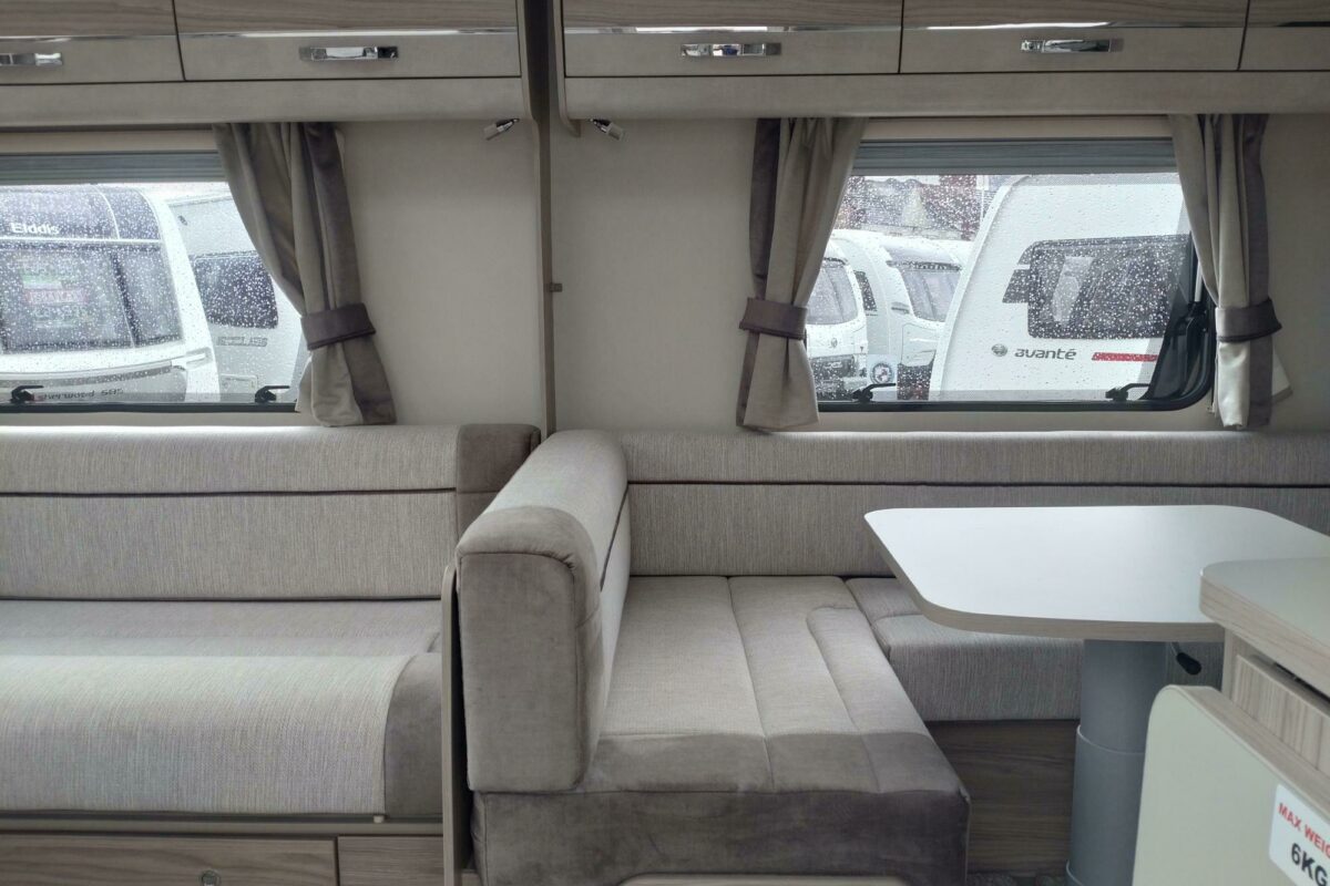 Elddis Sherwood 840 Rear