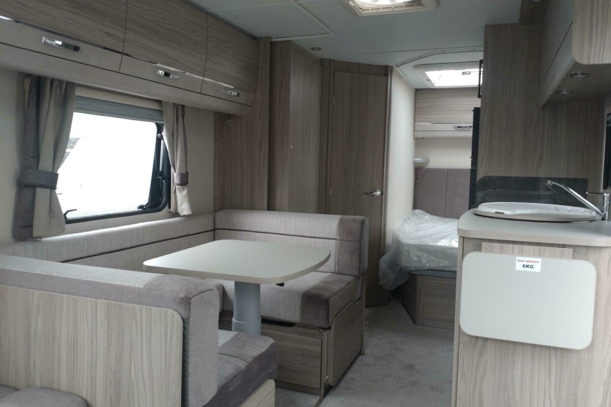 Elddis Sherwood 840 Interior