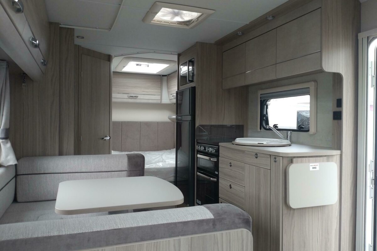 Elddis Sherwood 840 Interior