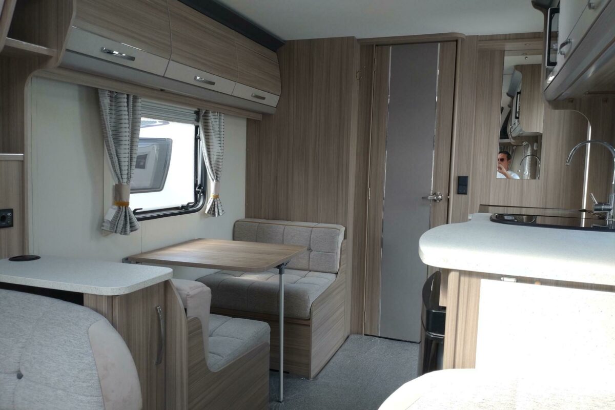 Coachman  Pastiche 520 Interior