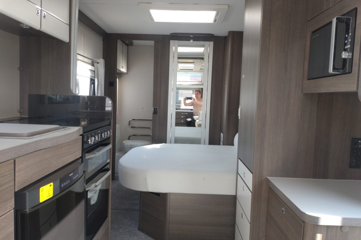 Elddis Affinity 554 Interior