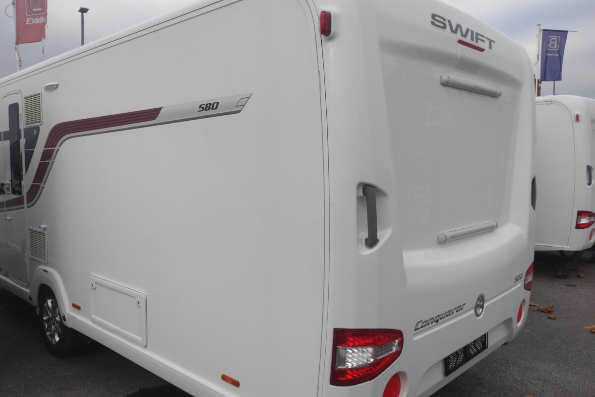 2016 Swift Conqueror 580 Rear/Side