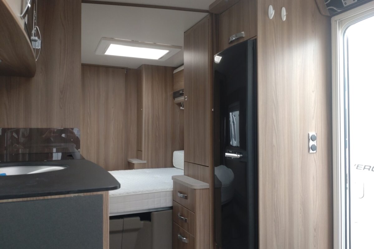 2016 Swift Conqueror 580 Interior