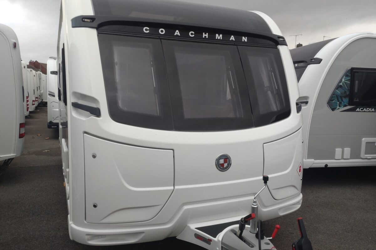 Coachman Acadia 460 Front