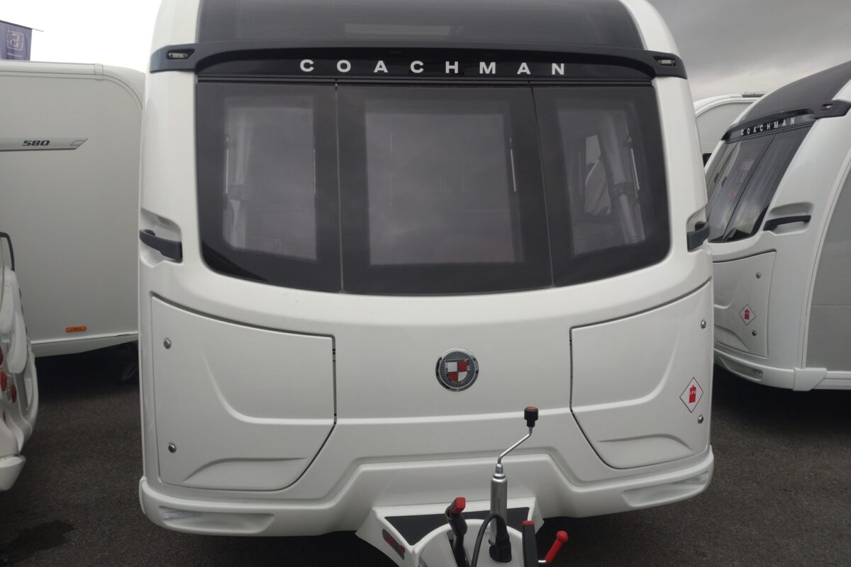 Coachman Acadia 460 Front