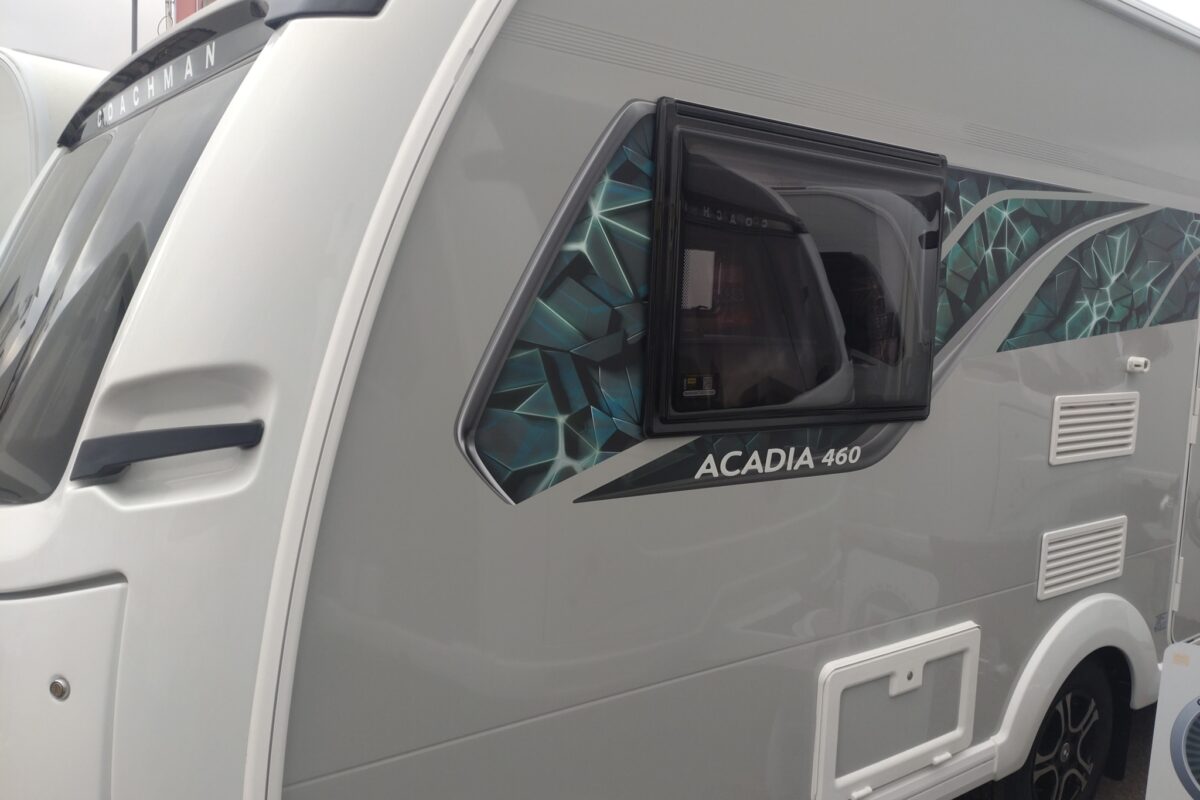 Coachman Acadia 460 Nearside