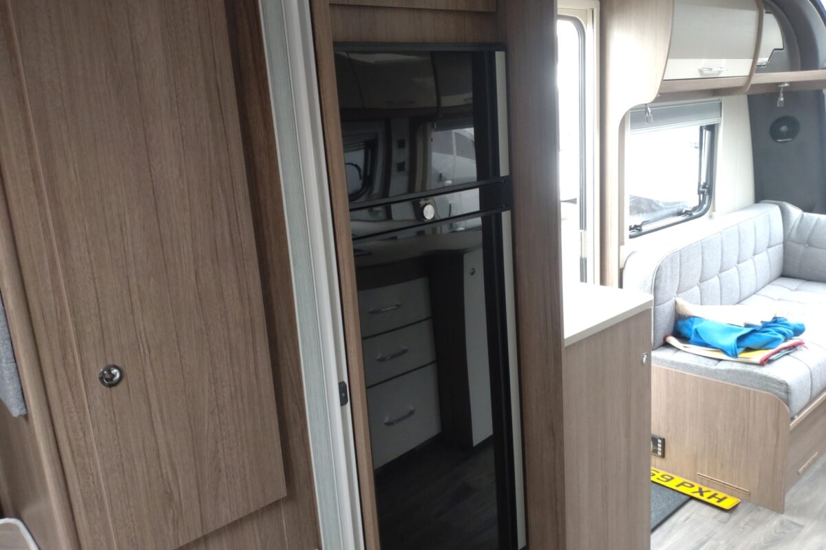 2020 Coachman Laser Xcel 875 interior