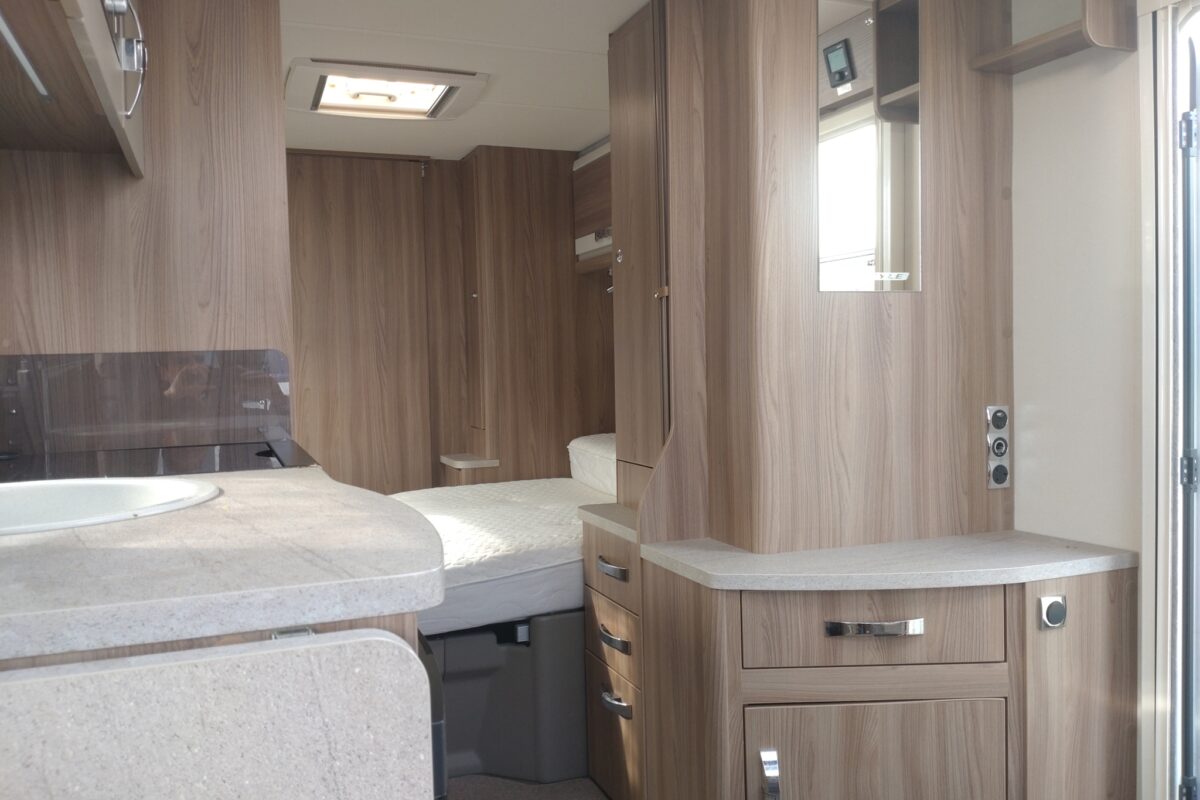 Swift Challenger Histyle 584 Interior