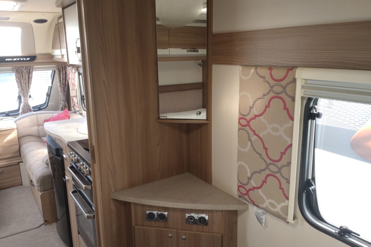 Swift Challenger Histyle 584 Interior
