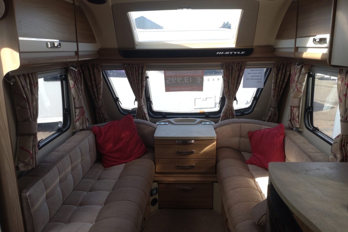 Swift Challenger Histyle 584 Interior