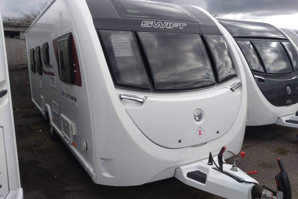 2019 Swift Aventura 4 EB Front