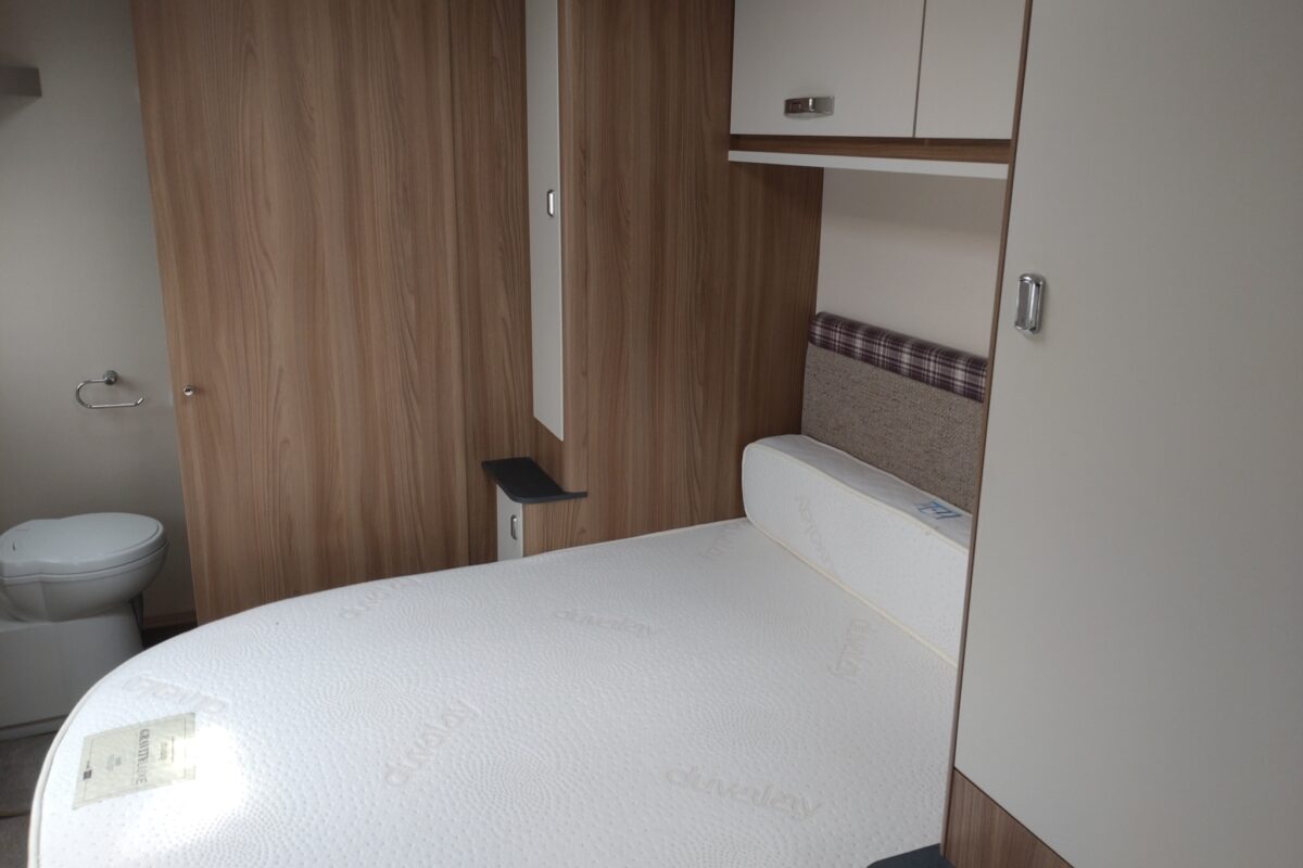 Swift Sunrise 580 Interior