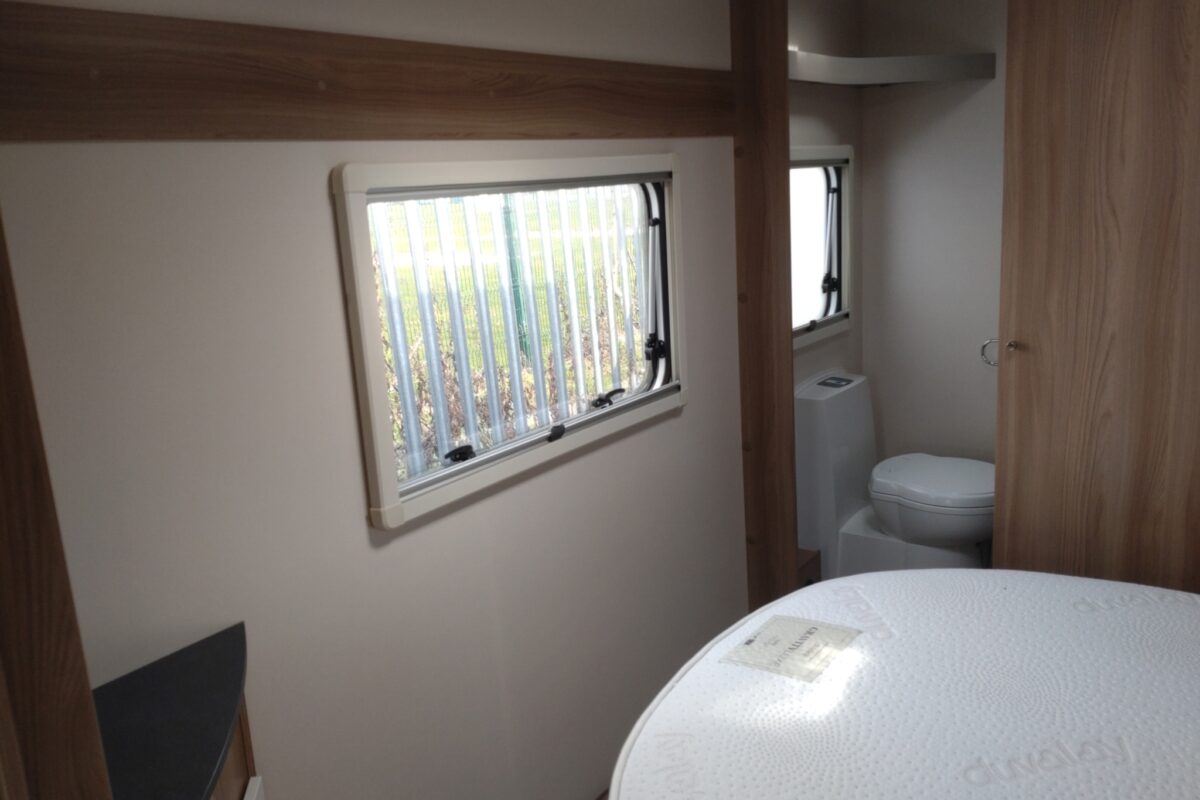 Swift Sunrise 580 Interior