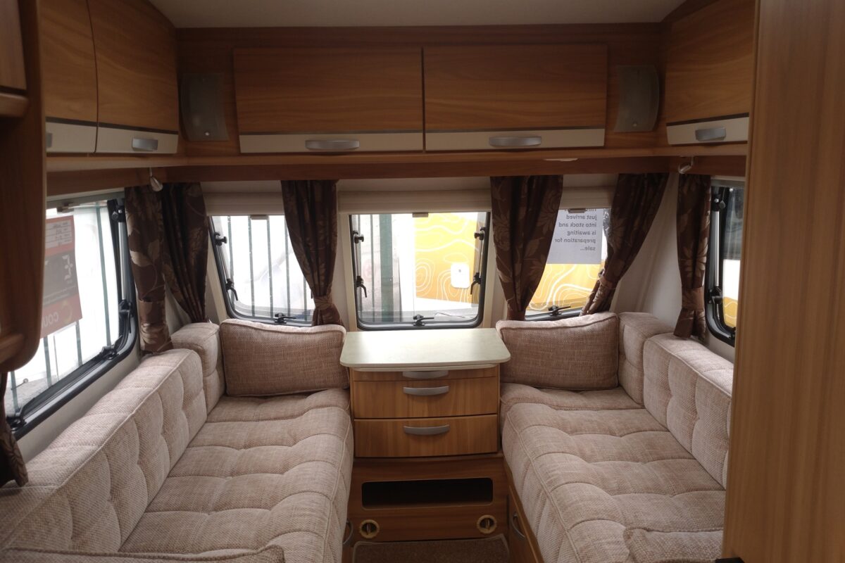 2013 Lunar Ariva Interior