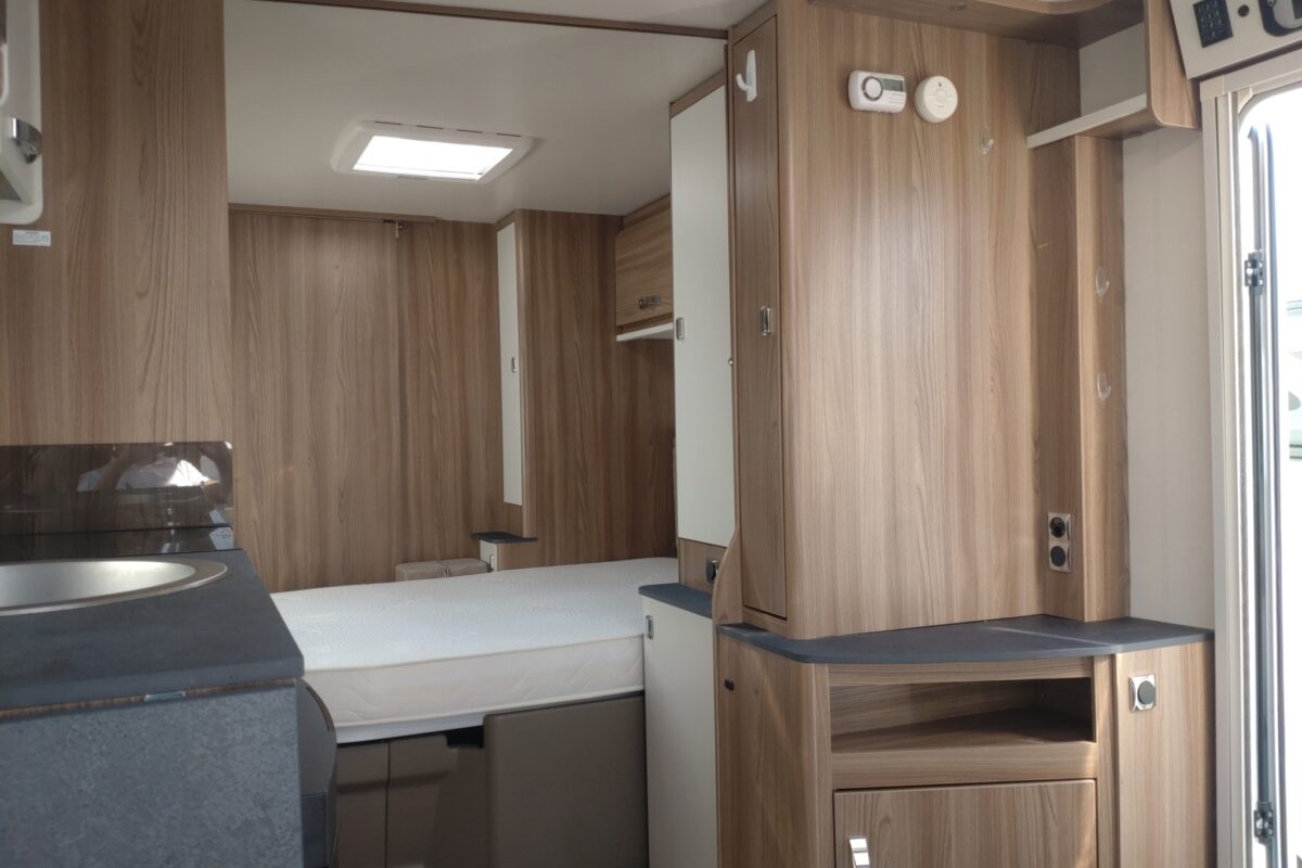 Swift Sprite Super Major 4 SB Interior
