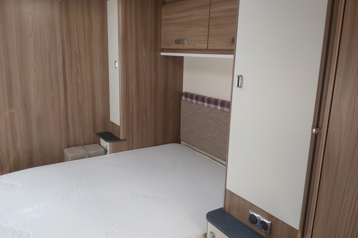 Swift Sprite Super Major 4 SB Interior