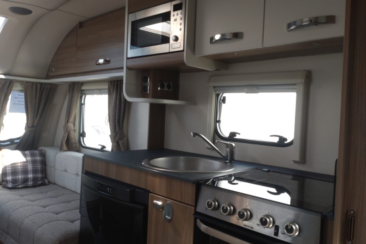 Swift Sprite Super Major 4 SB Interior