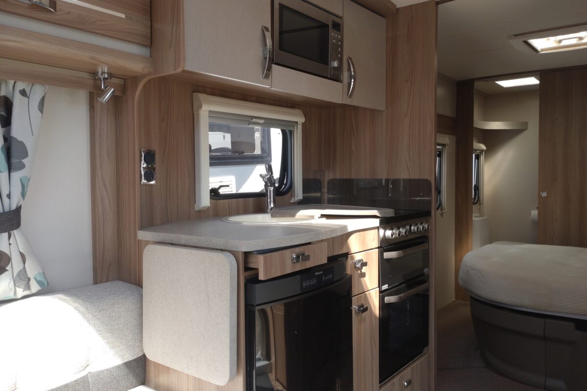Swift Challenger Sport 584 SR Interior