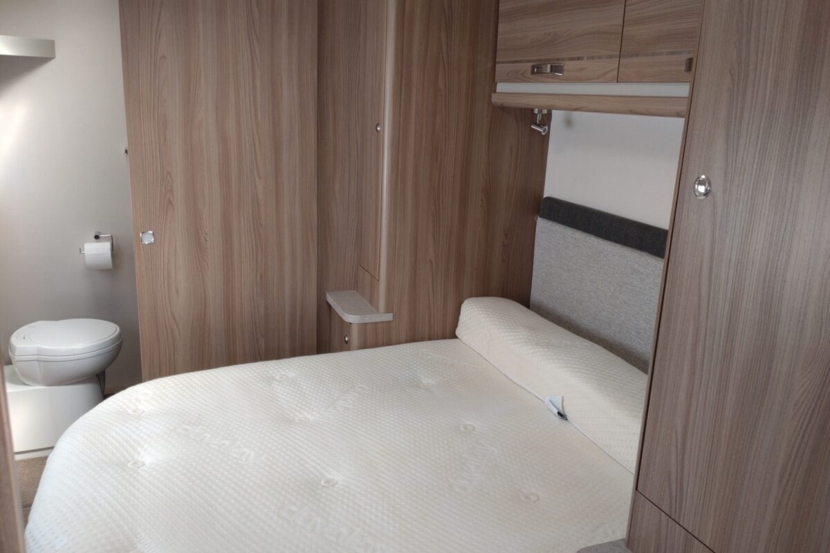Swift Challenger Sport 584 SR Interior