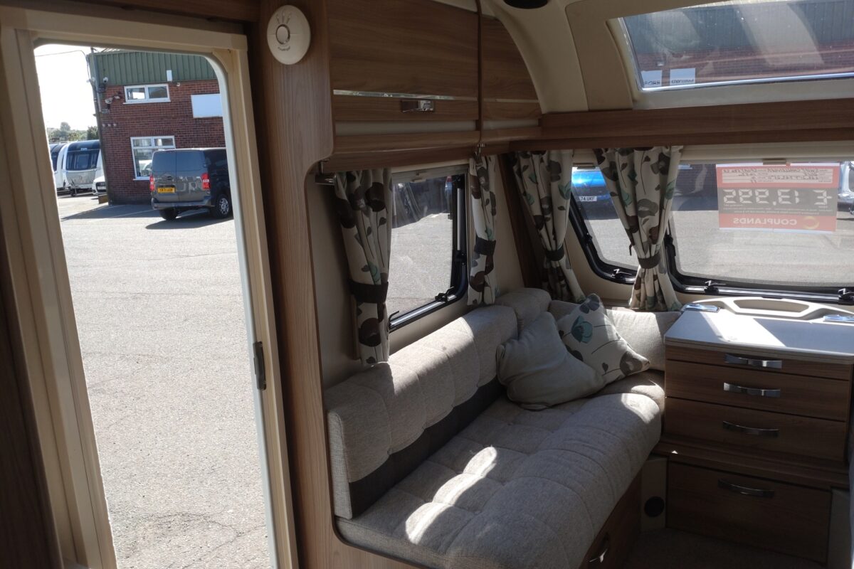 Swift Challenger Sport 584 SR Interior