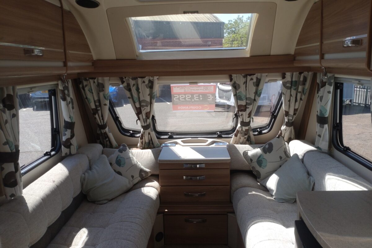 Swift Challenger Sport 584 SR Interior