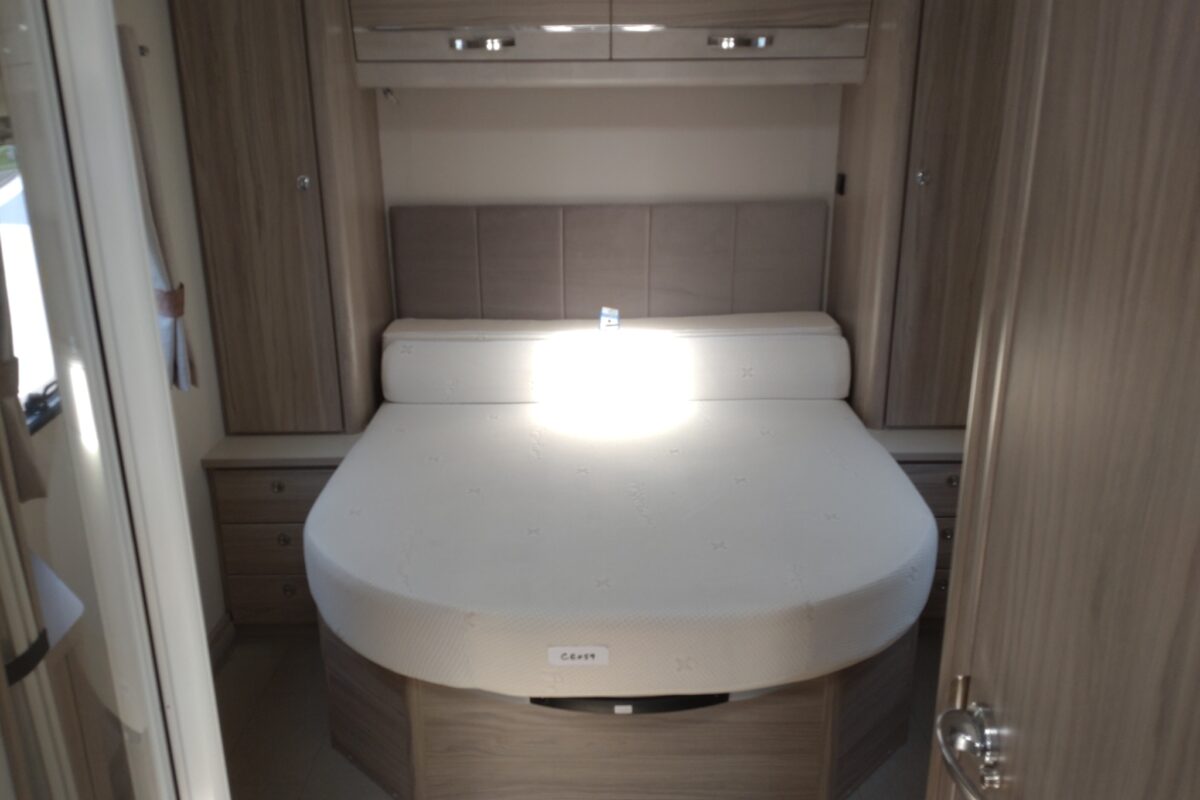 2022 Elddis Avante 550 Interior