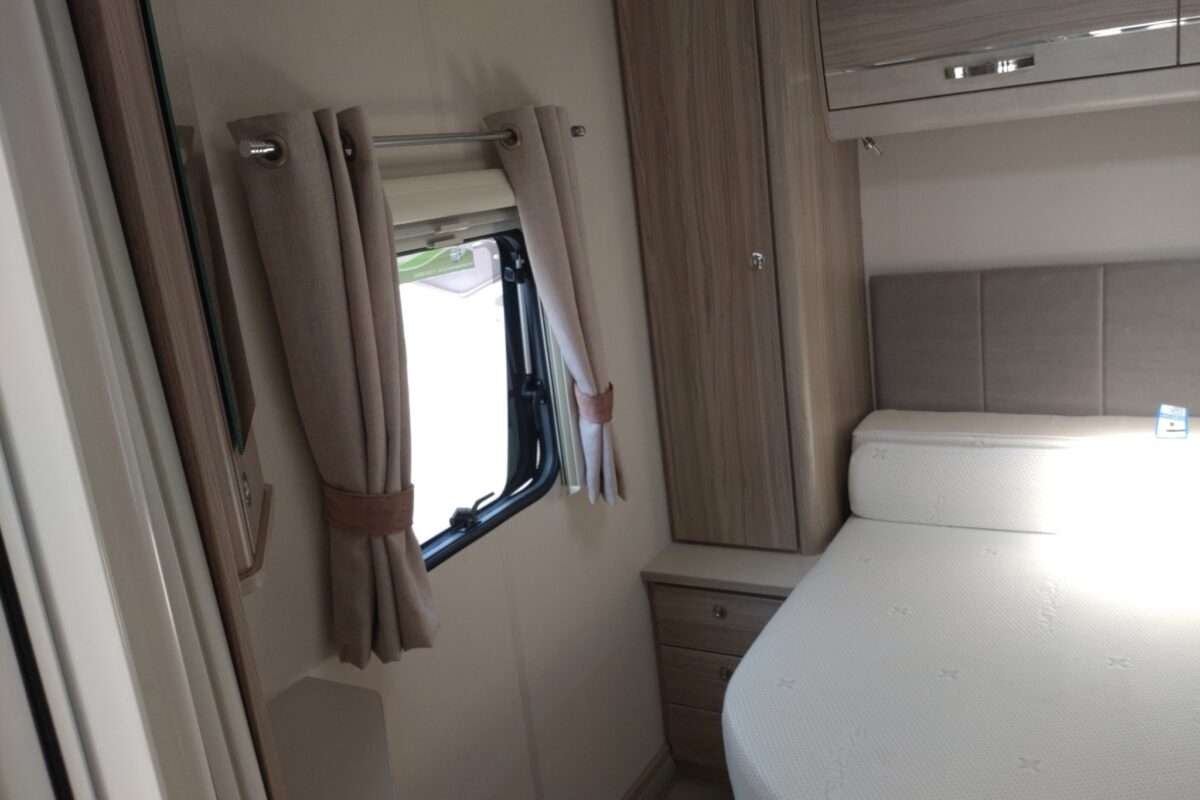 2022 Elddis Avante 550 Interior