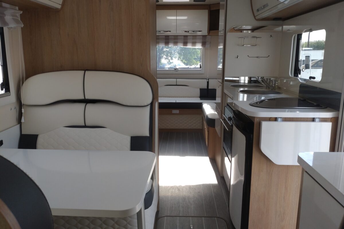 Roller Team Auto Roller 746 Interior
