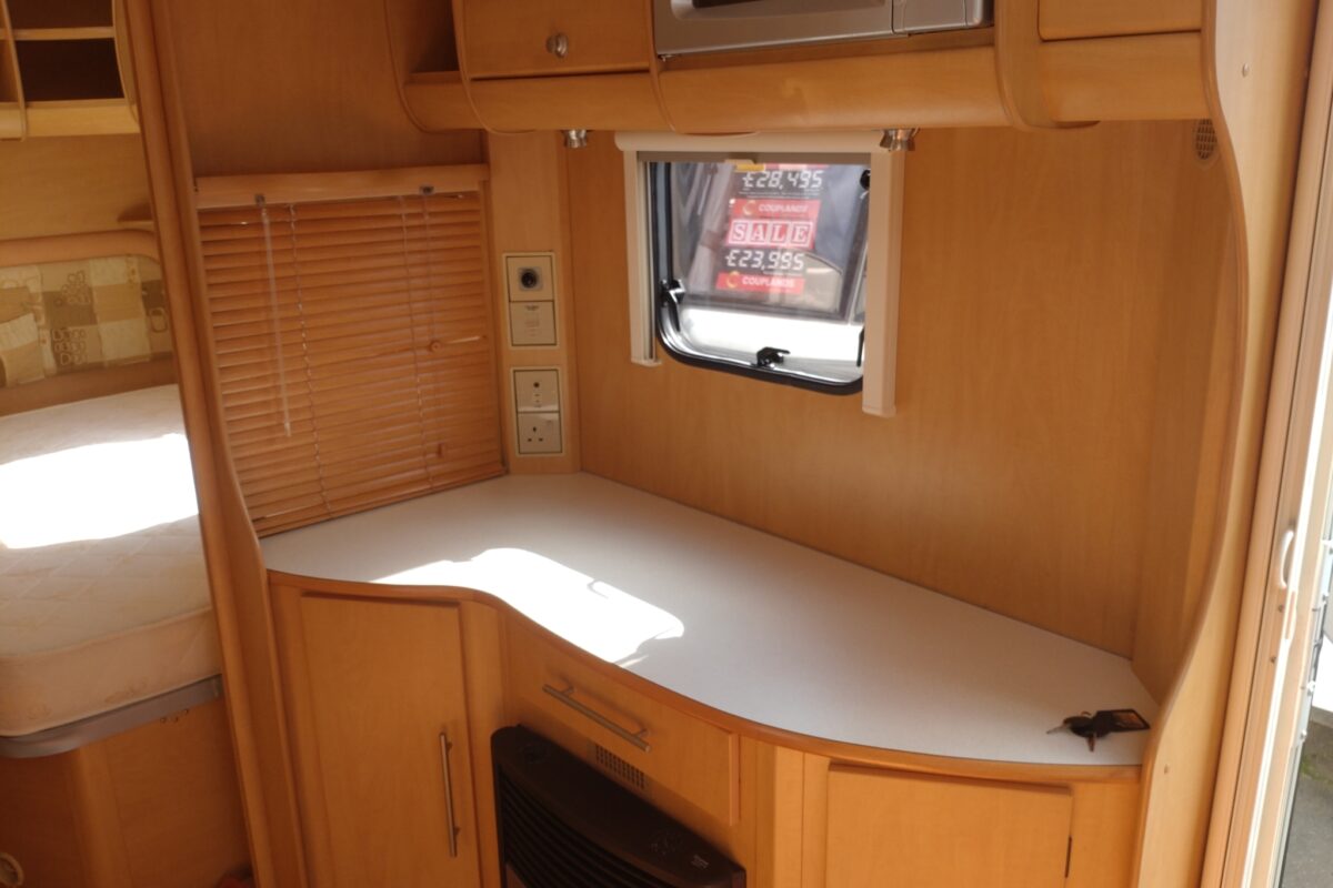 Bailey Pageant Burgundy Interior