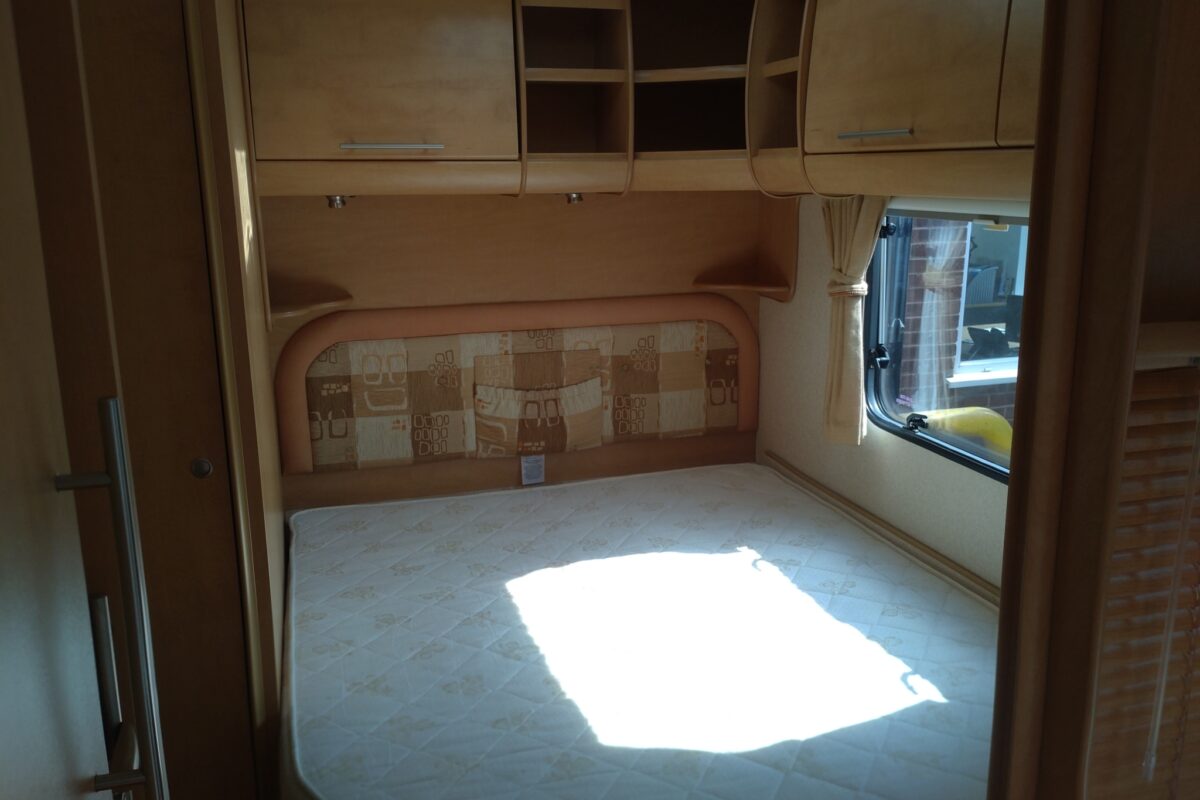 Bailey Pageant Burgundy Interior