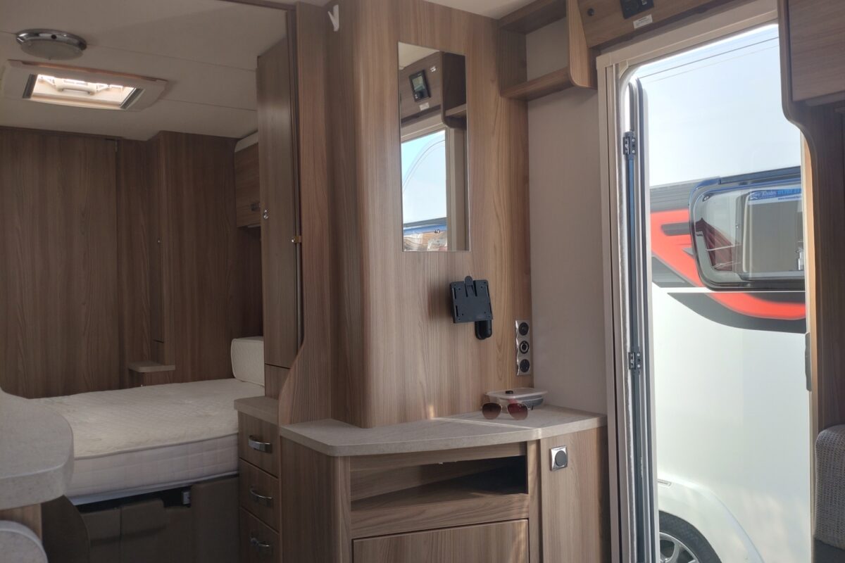 2016 Ace Diplomat Interior