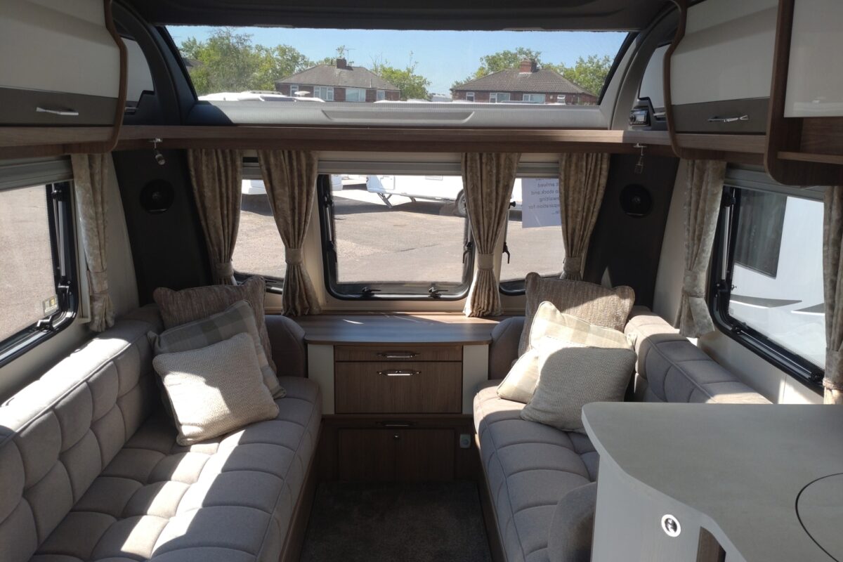 2024 Coachman Vip 575 Interior