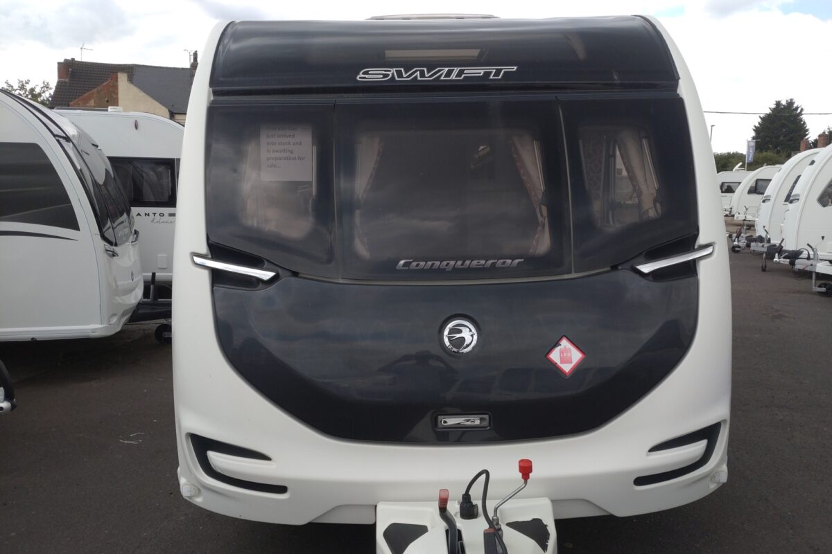 2018 swift conqueror 480 exterior