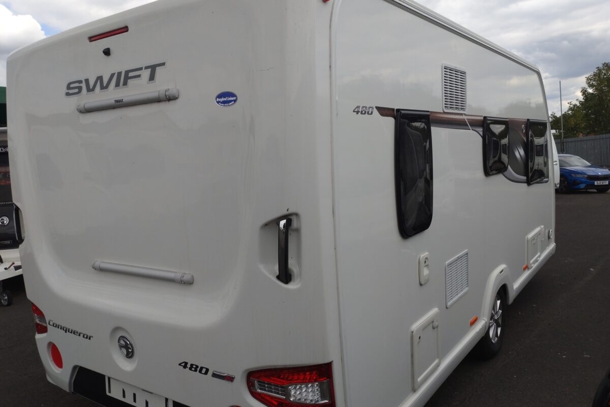 2018 swift conqueror 480 exterior