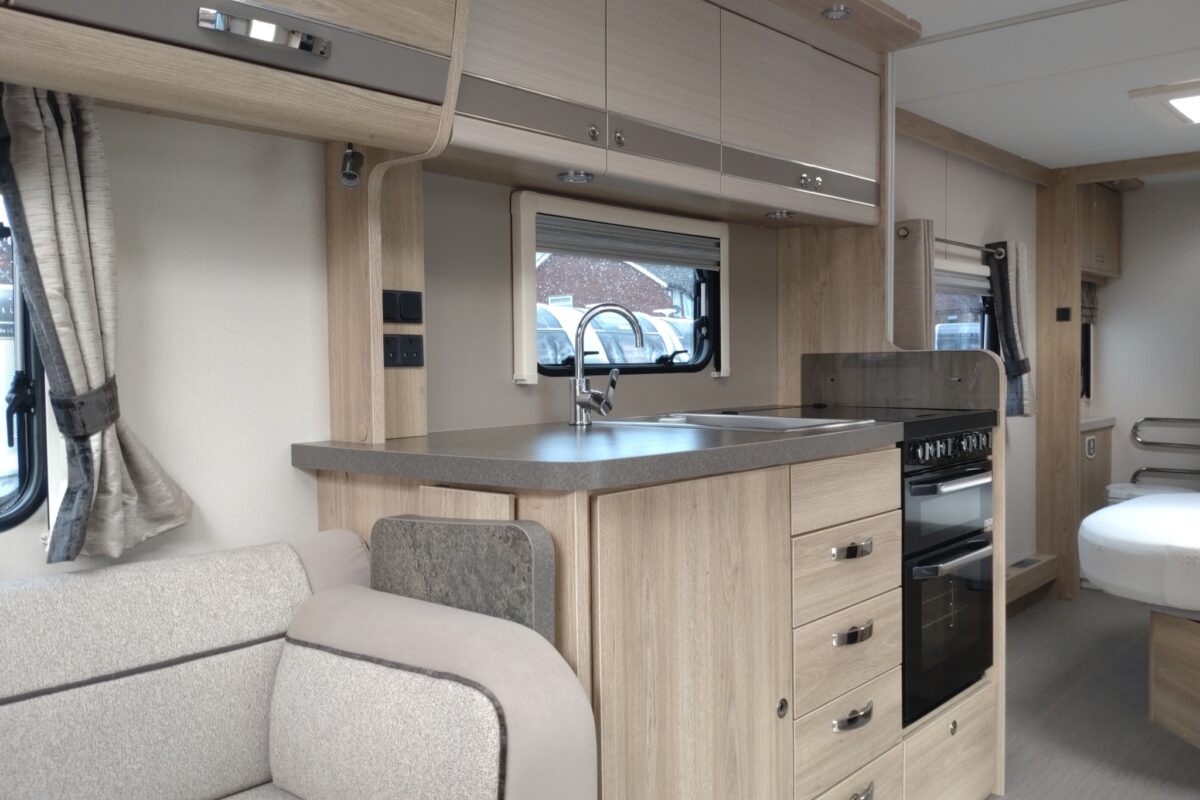 2018 ELDDIS CRUSADER STORM INTERIOR
