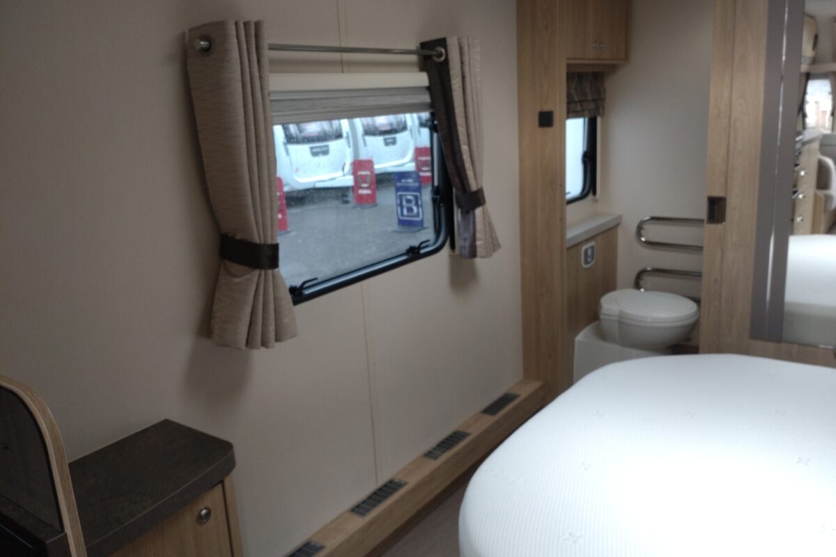 2018 ELDDIS CRUSADER STORM INTERIOR