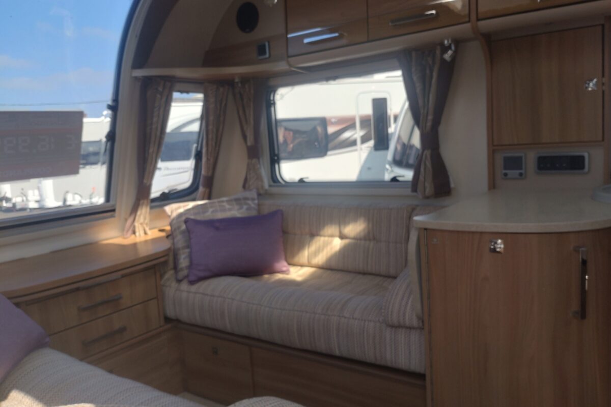 2017 Bailey Unicorn Vigo Interior