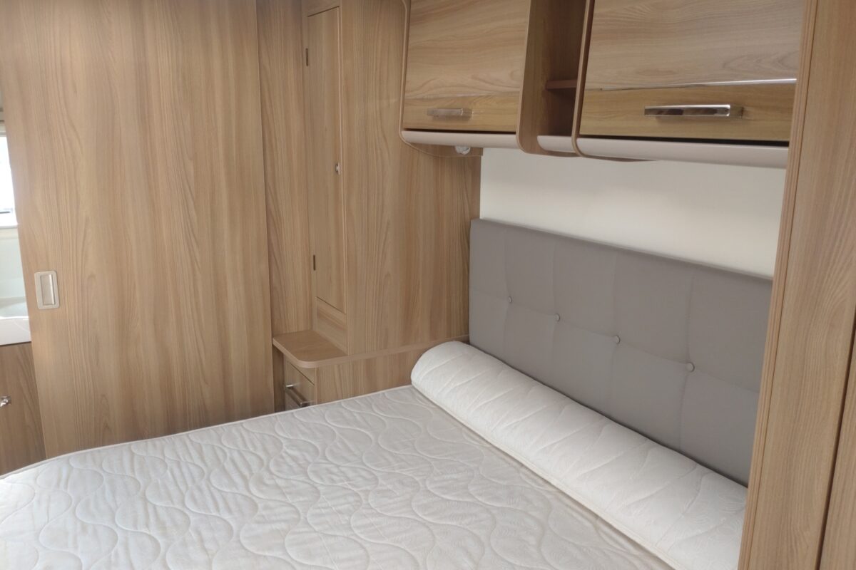 2017 Bailey Unicorn Vigo Interior