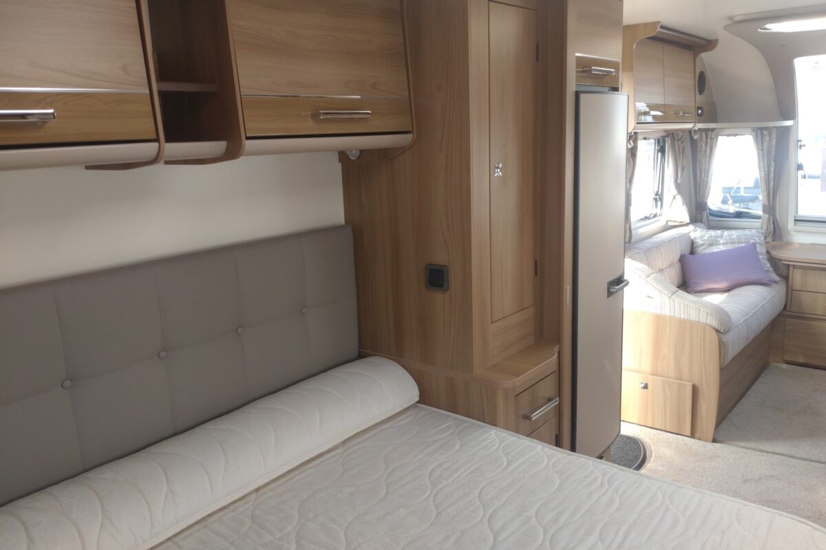 2017 Bailey Unicorn Vigo Interior